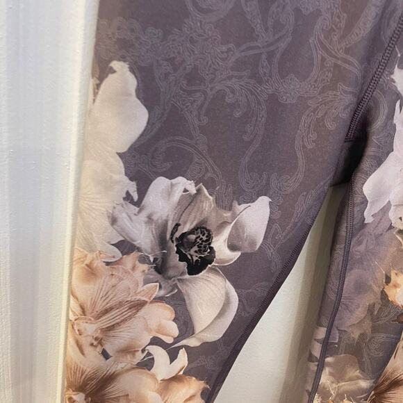 Calia cropped leggings purple/pink floral sz S - Picture 4 of 10